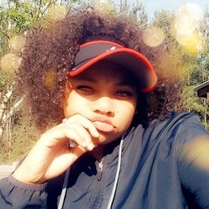 Meet your Posher, Jocelyn